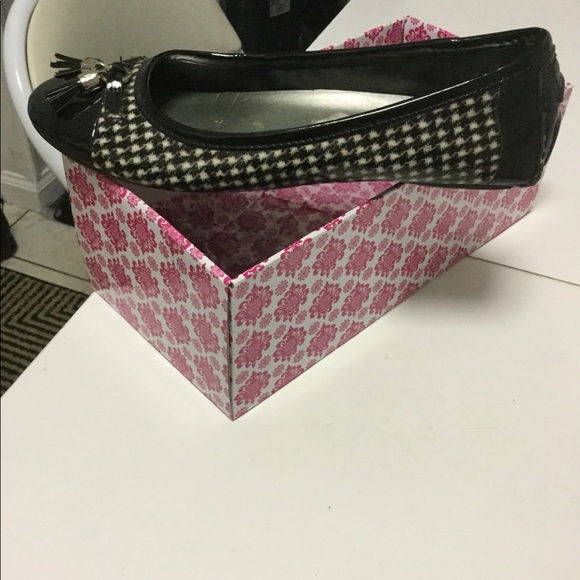Anne Klein iflex Flats - Picture 5 of 5
